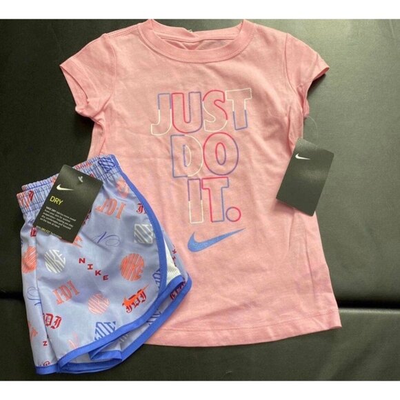 NWT Nike Athletic Set Girls Size 5 - Picture 1 of 3